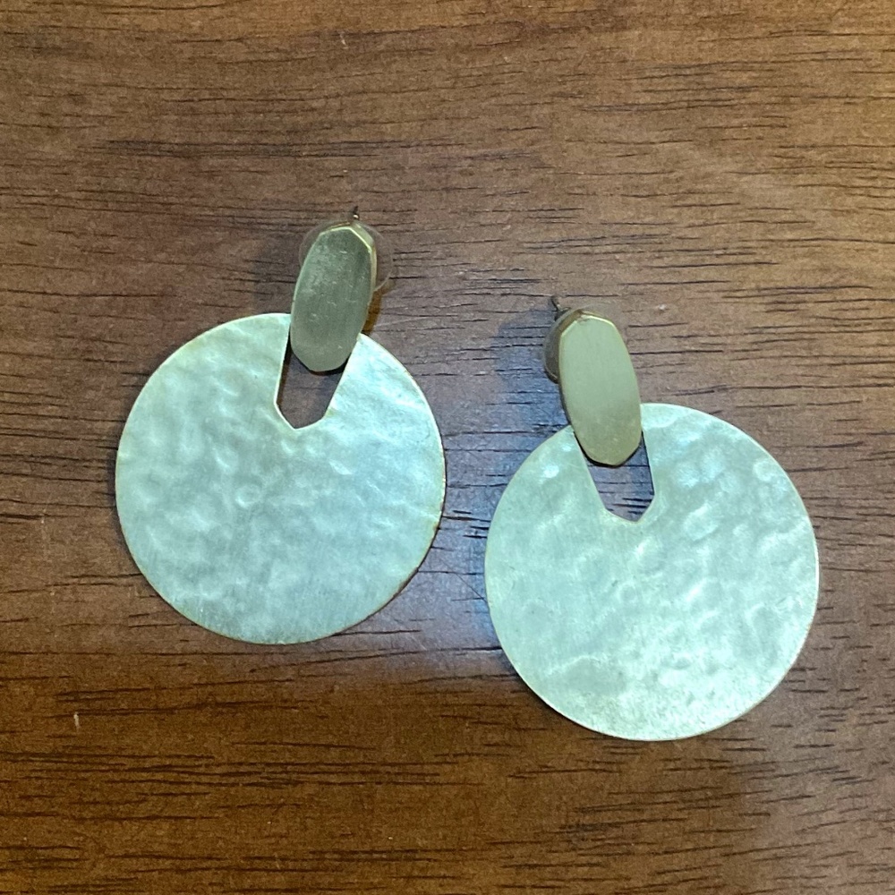 Kendra Scott hammered gold earrings